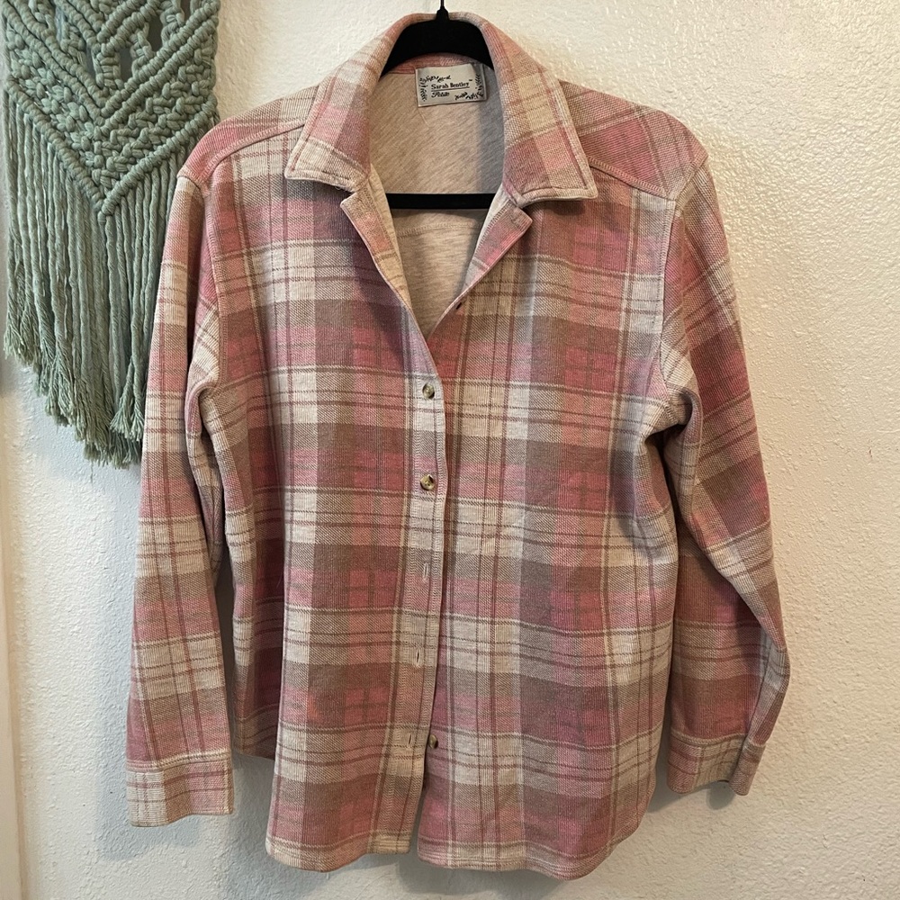 🍓3/$15 Sarah Bentley Pink Plaid Button-Up Shirt